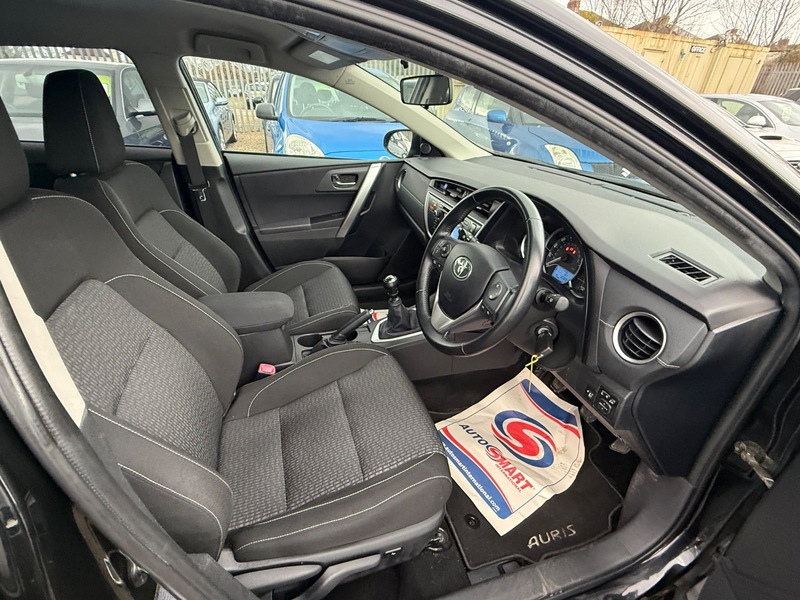 Used Toyota Auris 2014 for sale - 77649740: Photo 26