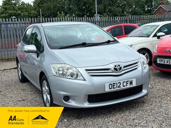 Used Toyota Auris 2012 for sale - 79121025: Photo