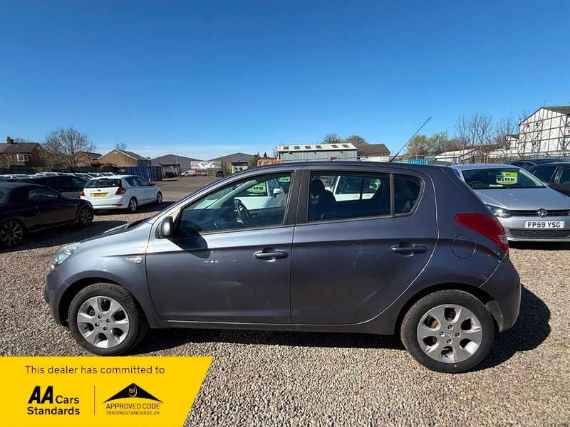 Used Hyundai i20 2011 for sale - 78154647: Photo 9