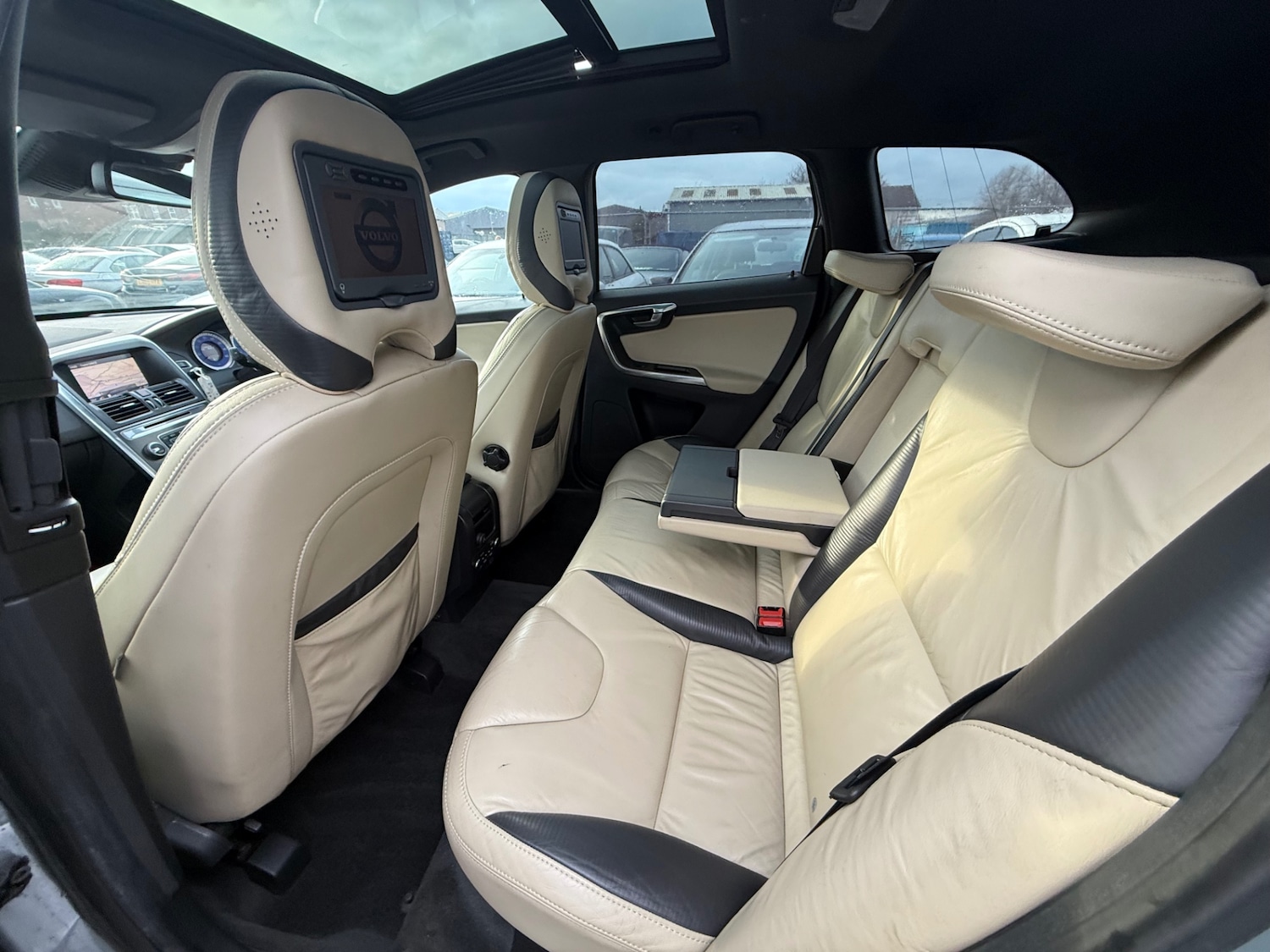 Used Volvo XC60 2012 for sale - 77492585: Photo 24