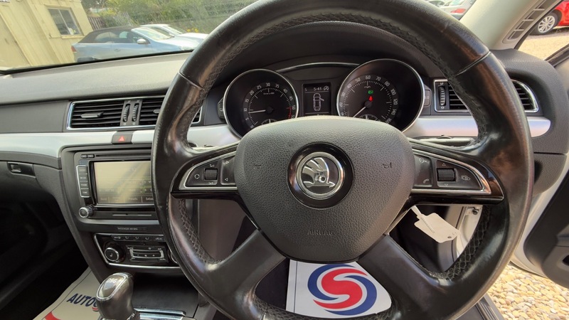 Used Skoda Superb 2013 for sale - 77649741: Photo 35