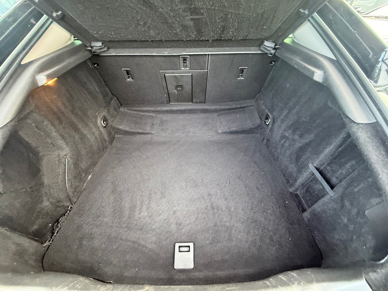 Used Vauxhall Insignia 2015 for sale - 77562688: Photo 23