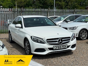 Used Mercedes-Benz C Class 2015 for sale - 78920182: Photo