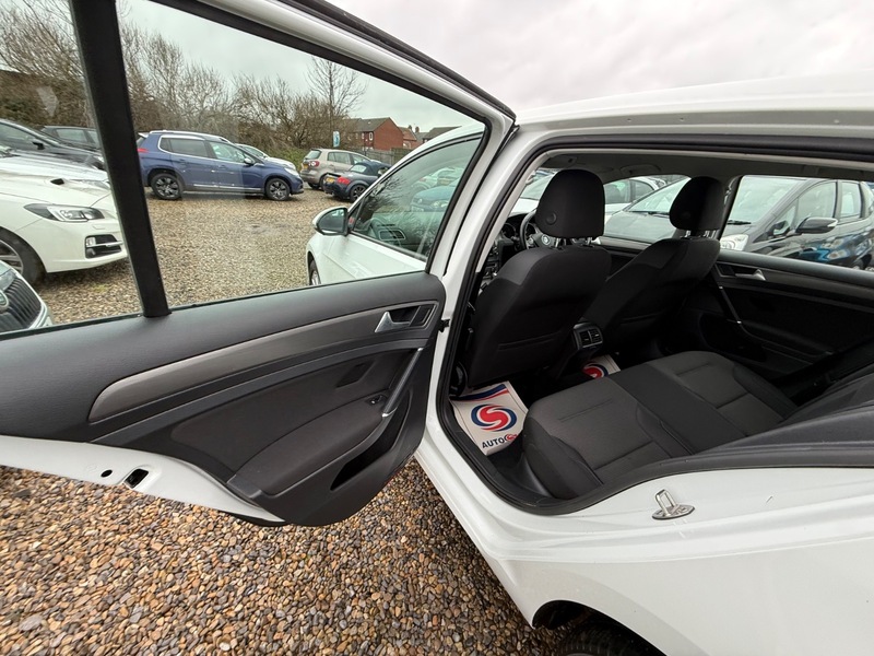 Used Volkswagen Golf 2013 for sale - 77781188: Photo 20