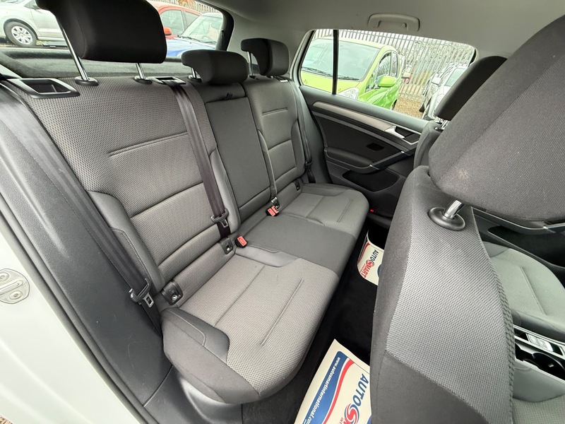 Used Volkswagen Golf 2013 for sale - 77781188: Photo 28