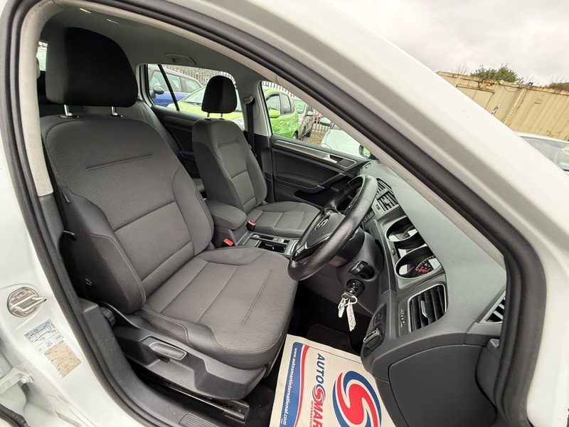 Used Volkswagen Golf 2013 for sale - 77781188: Photo 32