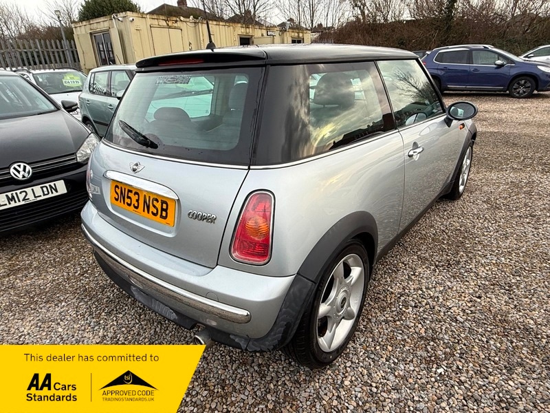 Used MINI Hatch 2004 for sale - 77649737: Photo 12