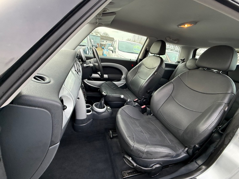 Used MINI Hatch 2004 for sale - 77649737: Photo 17