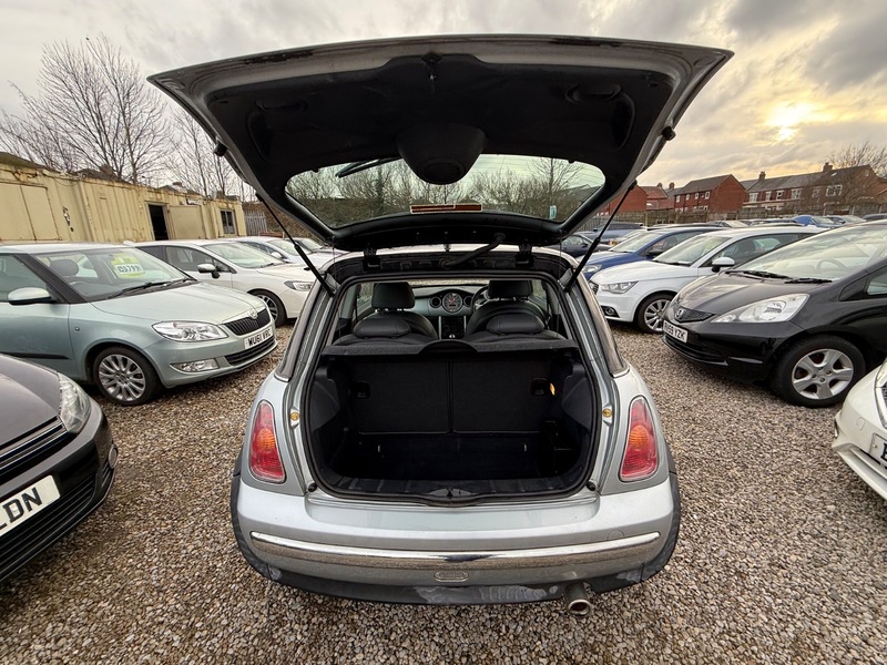 Used MINI Hatch 2004 for sale - 77649737: Photo 19