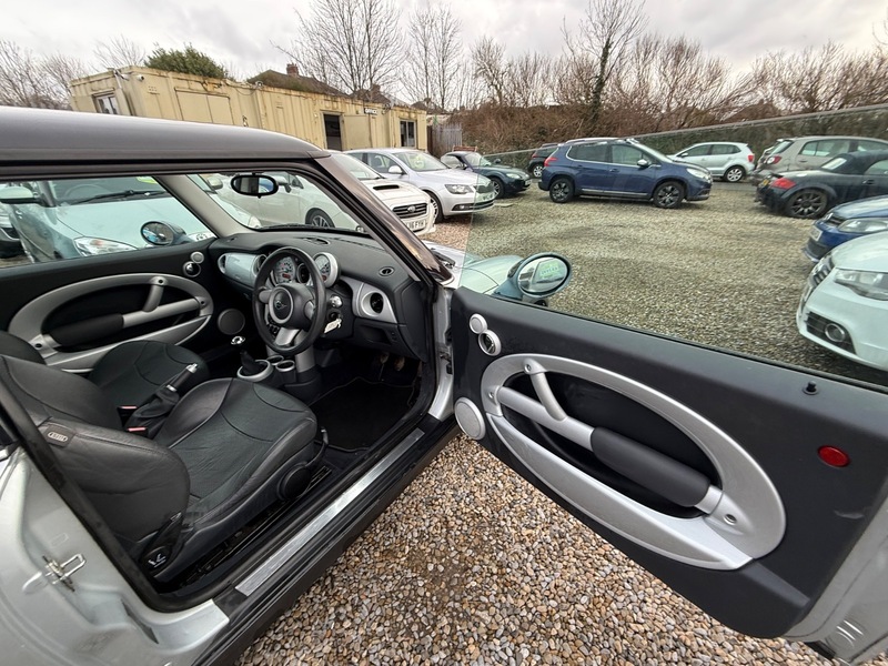 Used MINI Hatch 2004 for sale - 77649737: Photo 23