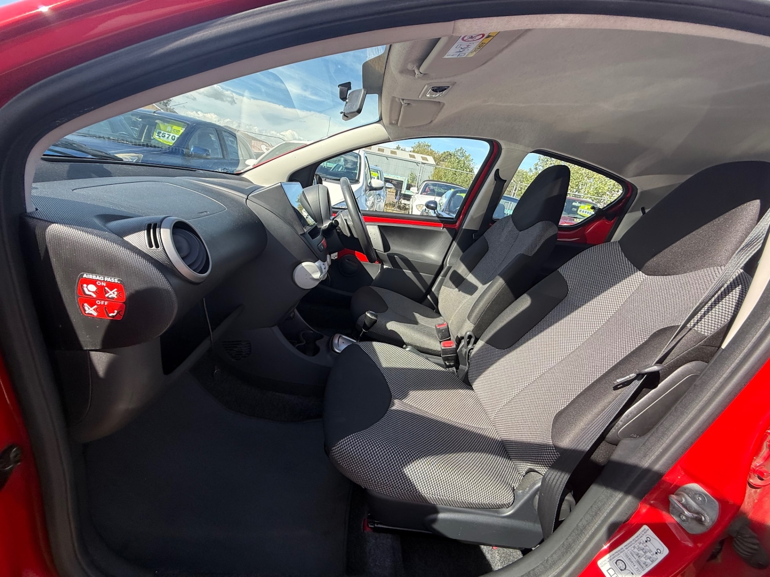 Used Toyota AYGO 2013 for sale - 75951681: Photo 18