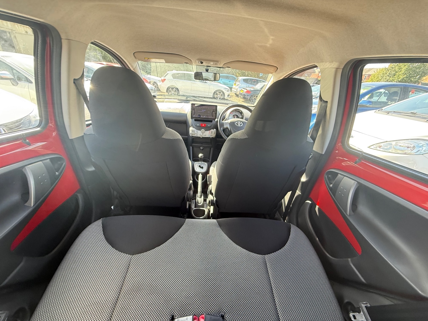 Used Toyota AYGO 2013 for sale - 75951681: Photo 23