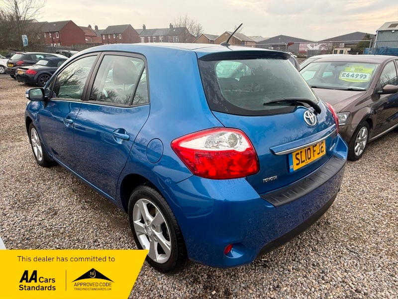 Used Toyota Auris 2010 for sale - 77798492: Photo 11