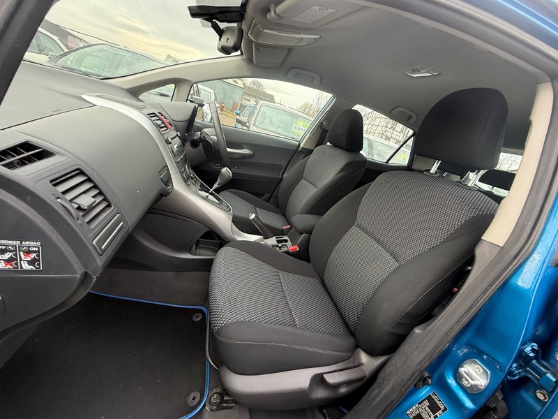 Used Toyota Auris 2010 for sale - 77798492: Photo 18