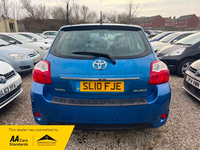 Used Toyota Auris 2010 for sale - 77798492: Photo 24