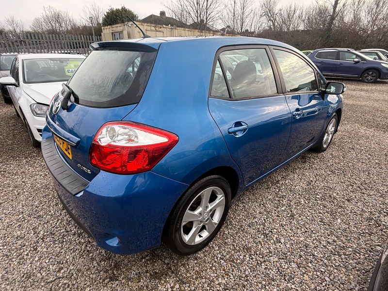 Used Toyota Auris 2010 for sale - 77798492: Photo 25