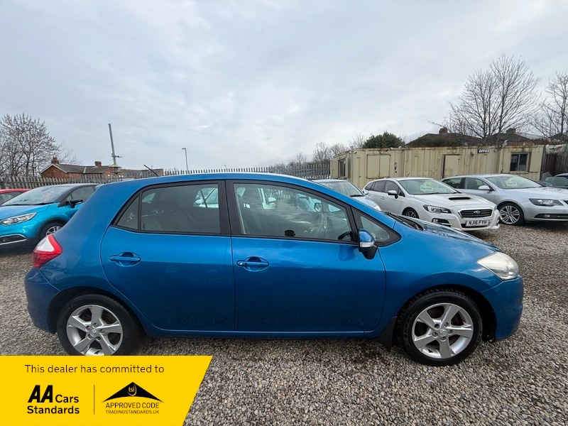 Used Toyota Auris 2010 for sale - 77798492: Photo 27