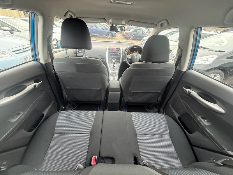 Used Toyota Auris 2010 for sale - 77798492: Photo 34