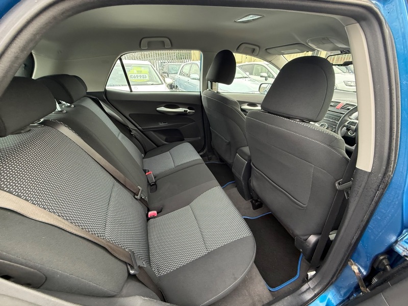 Used Toyota Auris 2010 for sale - 77798492: Photo 38