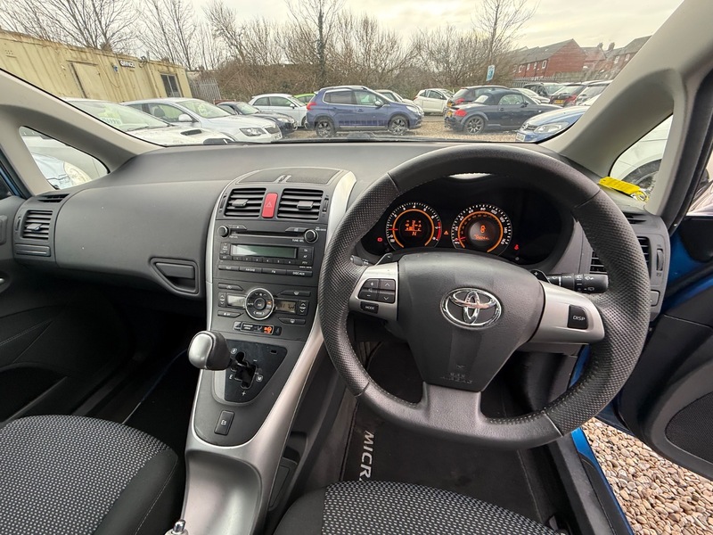 Used Toyota Auris 2010 for sale - 77798492: Photo 44