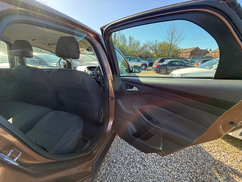 Used Ford Focus 2014 for sale - 78154674: Photo 28