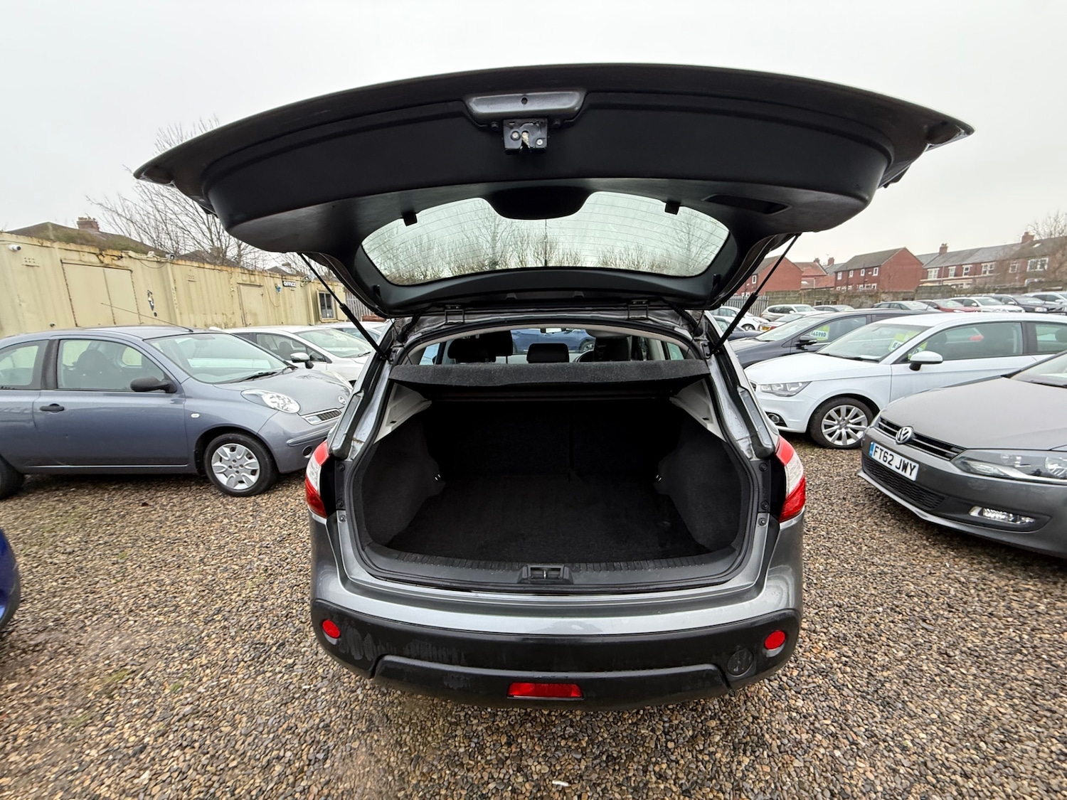 Used Nissan Qashqai 2011 for sale - 77398922: Photo 24