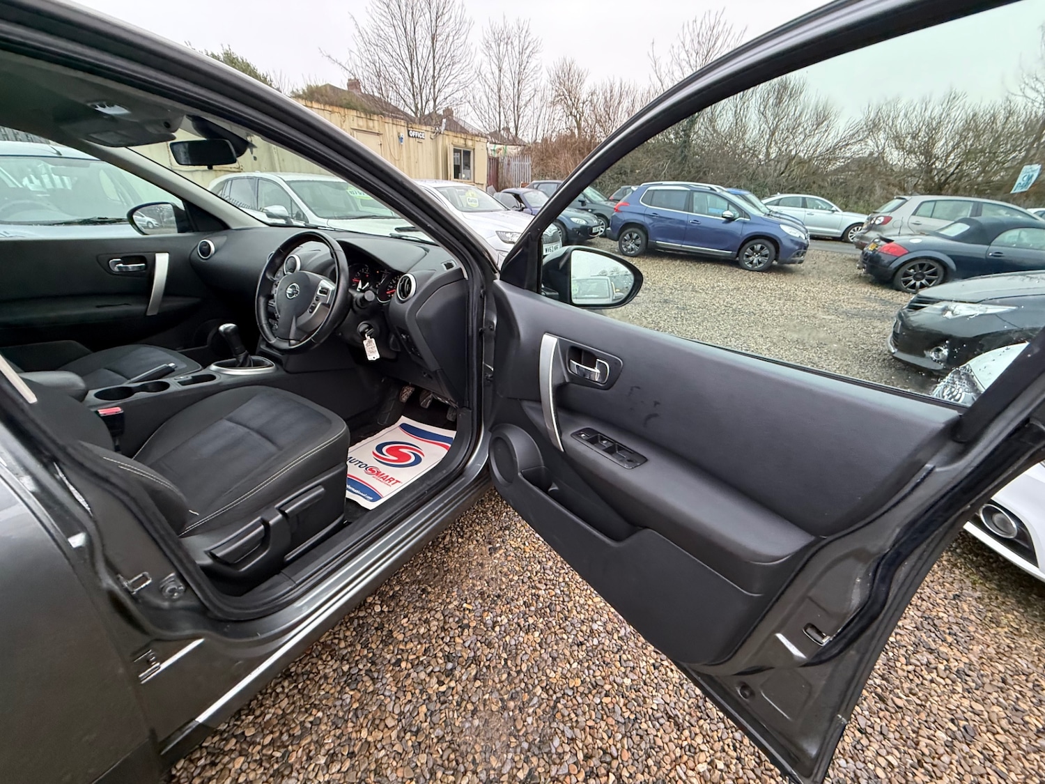 Used Nissan Qashqai 2011 for sale - 77398922: Photo 28