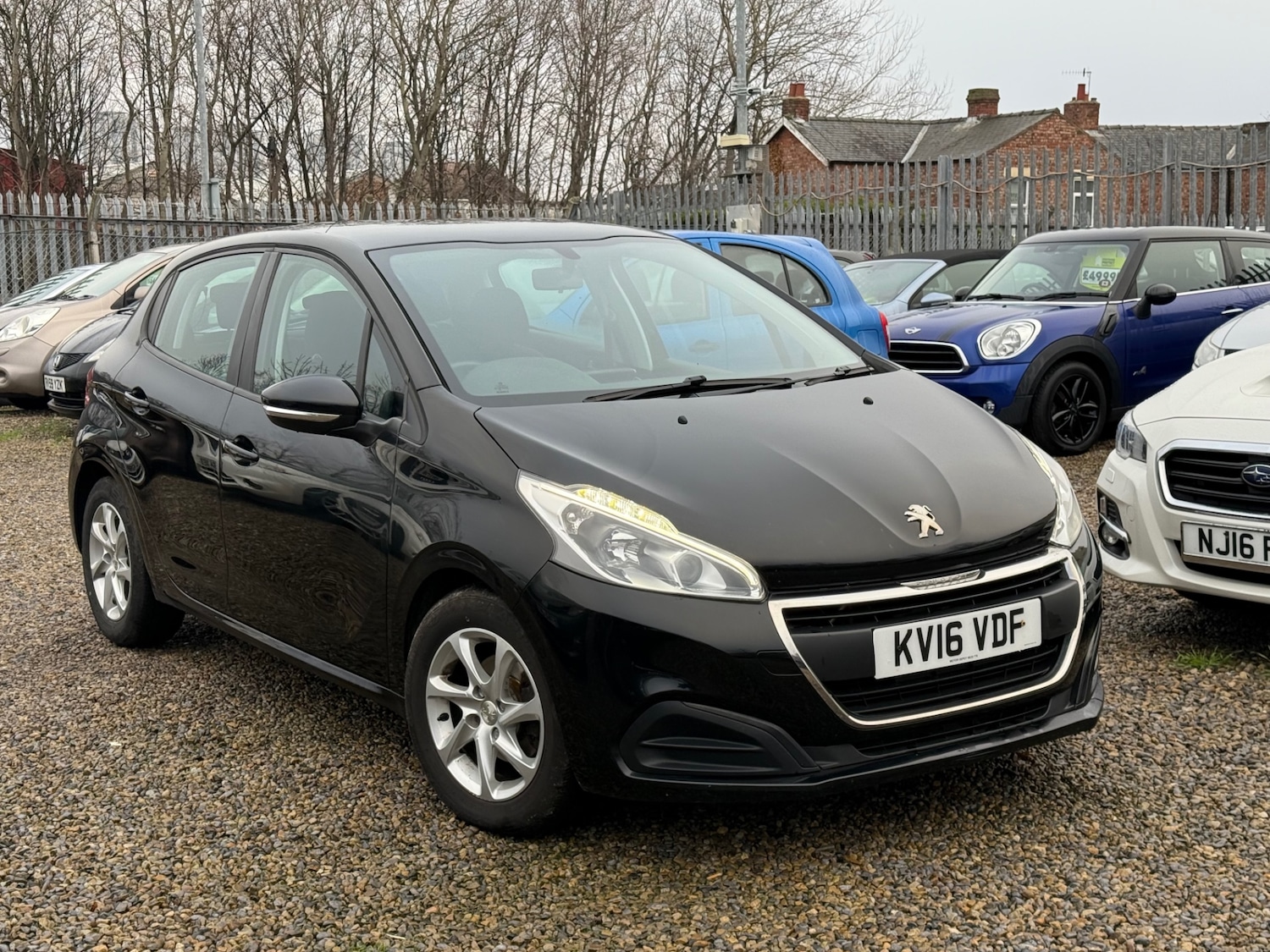 Used Peugeot 208 2016 for sale - 77025282: Photo 3