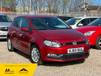 Used Volkswagen Polo 2015 for sale - 78140869: Photo