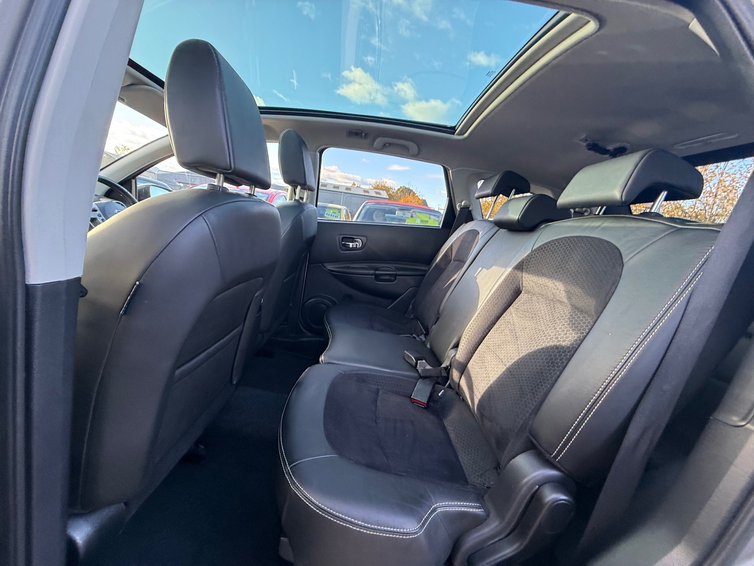 Used Nissan Qashqai+2 2013 for sale - 76378959: Photo 19