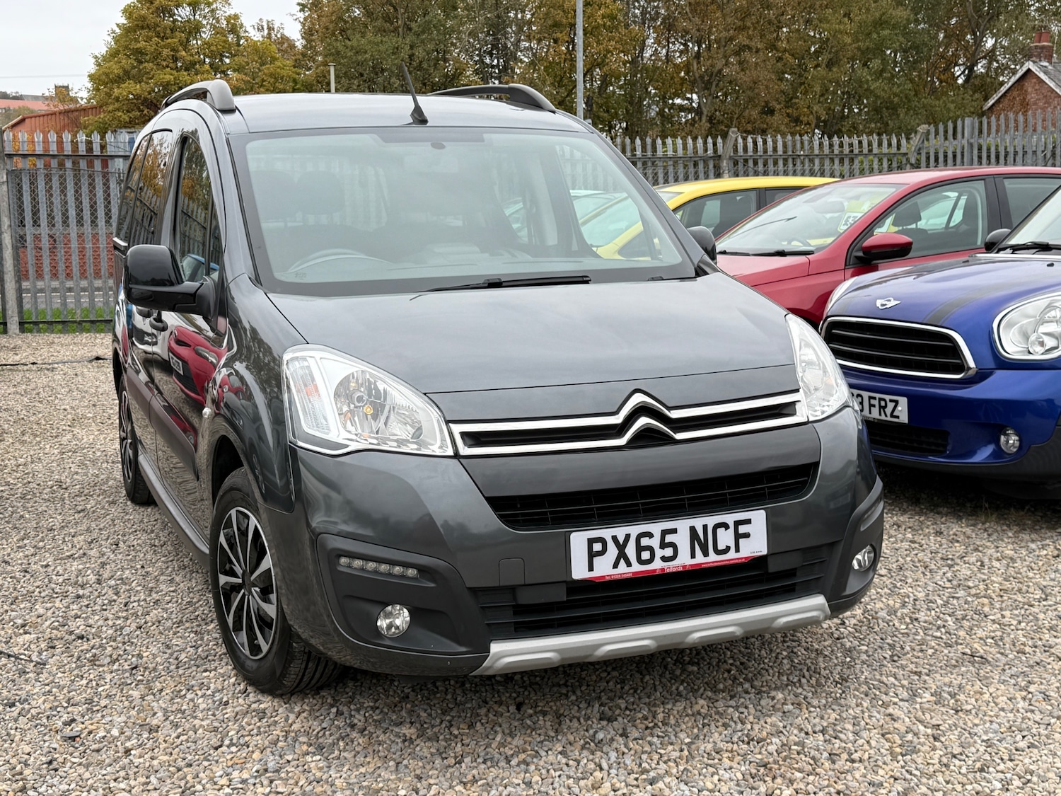 Used Citroen Berlingo Multispace 2015 for sale - 76309650: Photo 2
