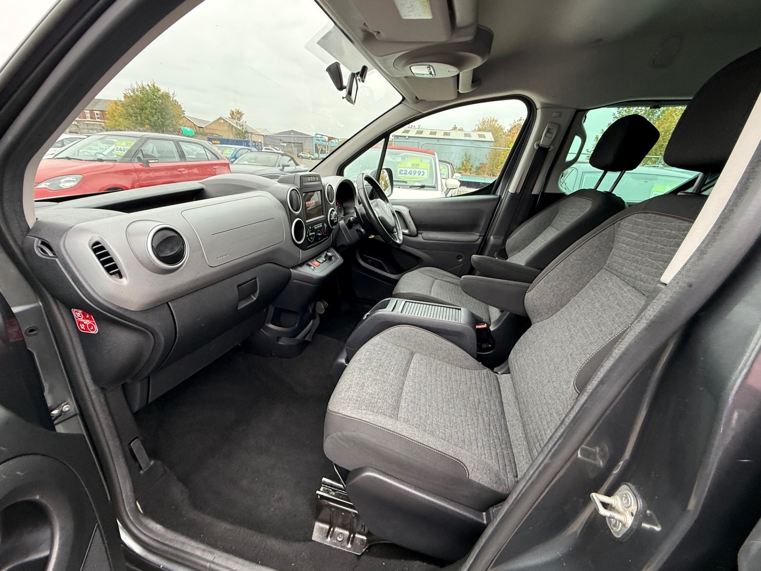 Used Citroen Berlingo Multispace 2015 for sale - 76309650: Photo 20