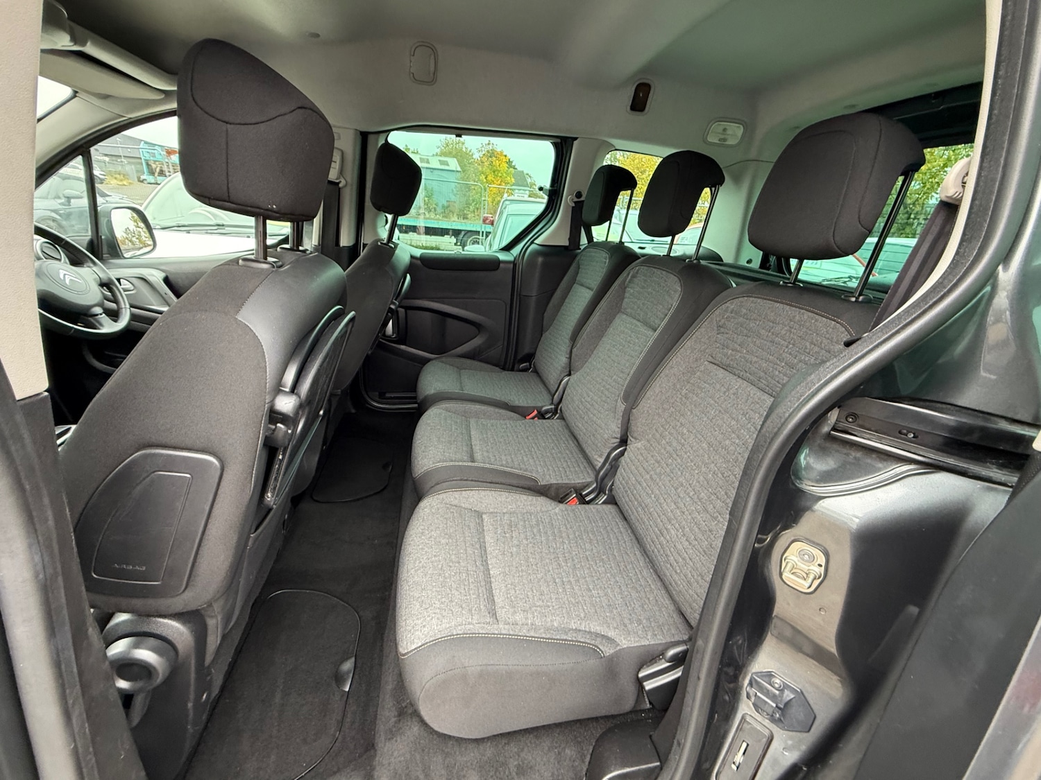 Used Citroen Berlingo Multispace 2015 for sale - 76309650: Photo 23