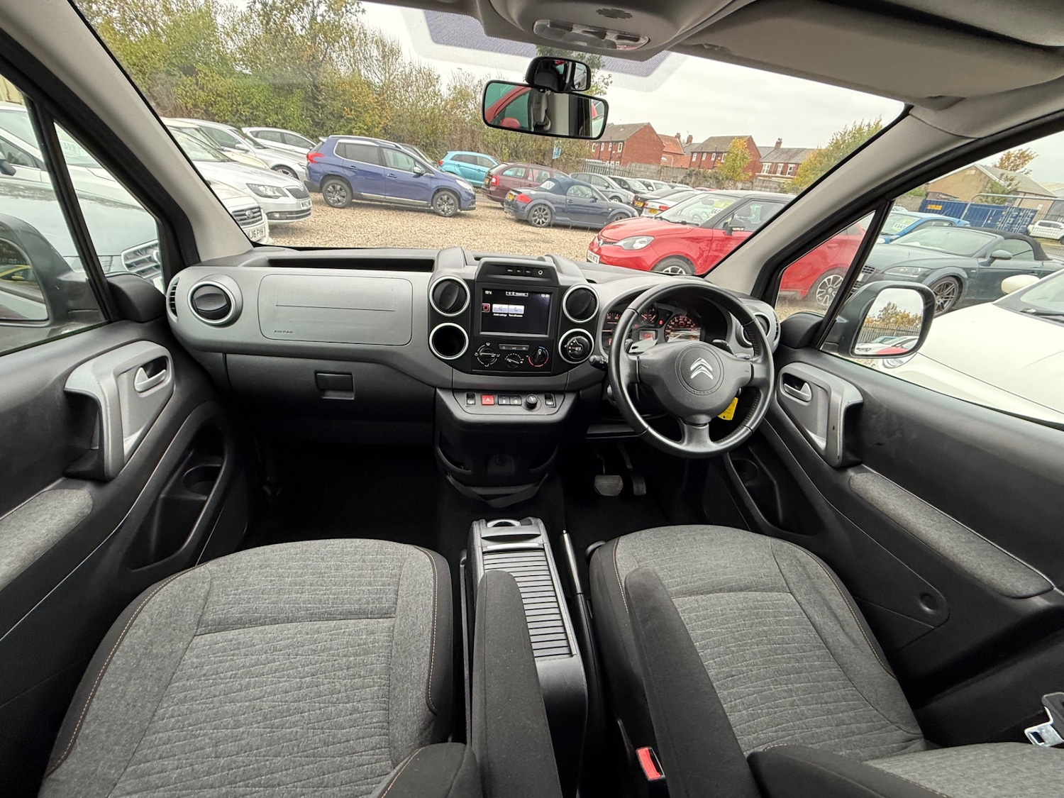 Used Citroen Berlingo Multispace 2015 for sale - 76309650: Photo 25