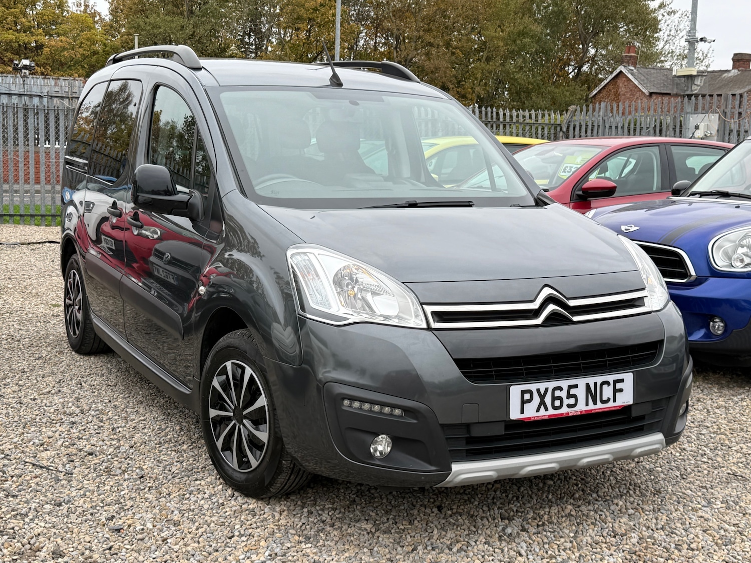 Used Citroen Berlingo Multispace 2015 for sale - 76309650: Photo 3