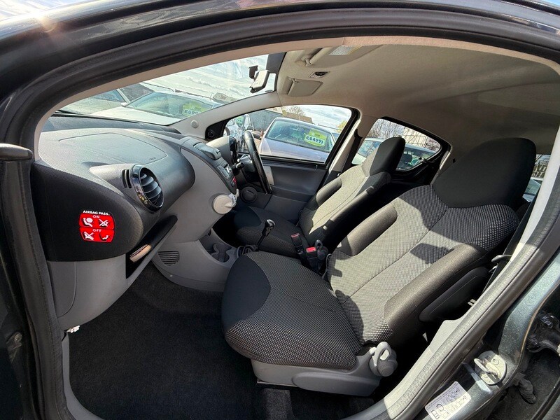 Used Toyota AYGO 2011 for sale - 78154701: Photo 16