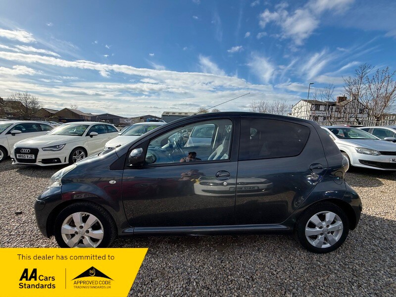 Used Toyota AYGO 2011 for sale - 78154701: Photo 9