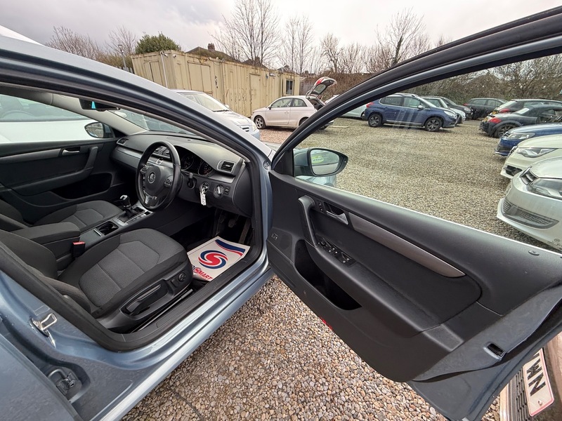 Used Volkswagen Passat 2013 for sale - 77953630: Photo 32