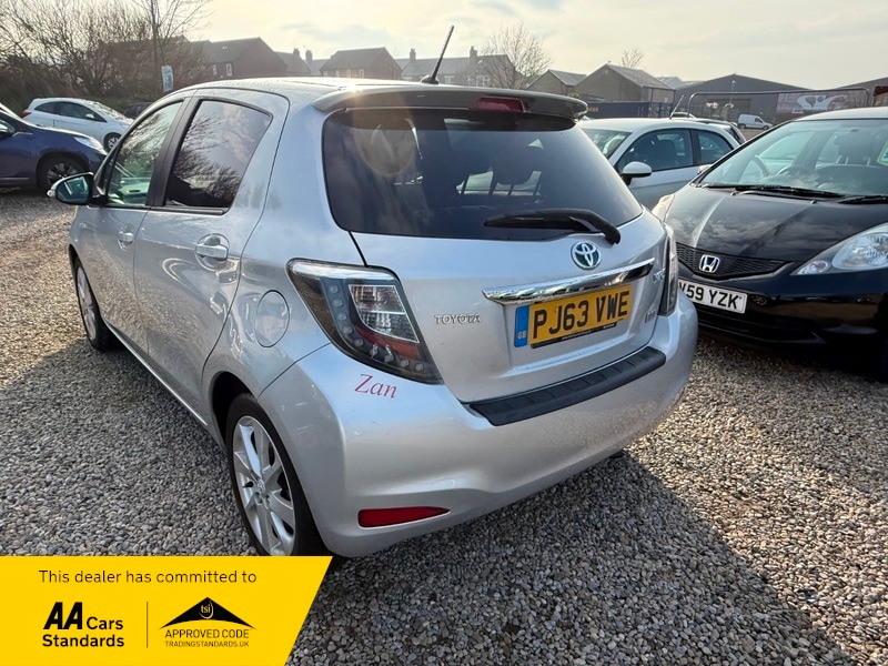 Used Toyota Yaris 2013 for sale - 77781227: Photo 11