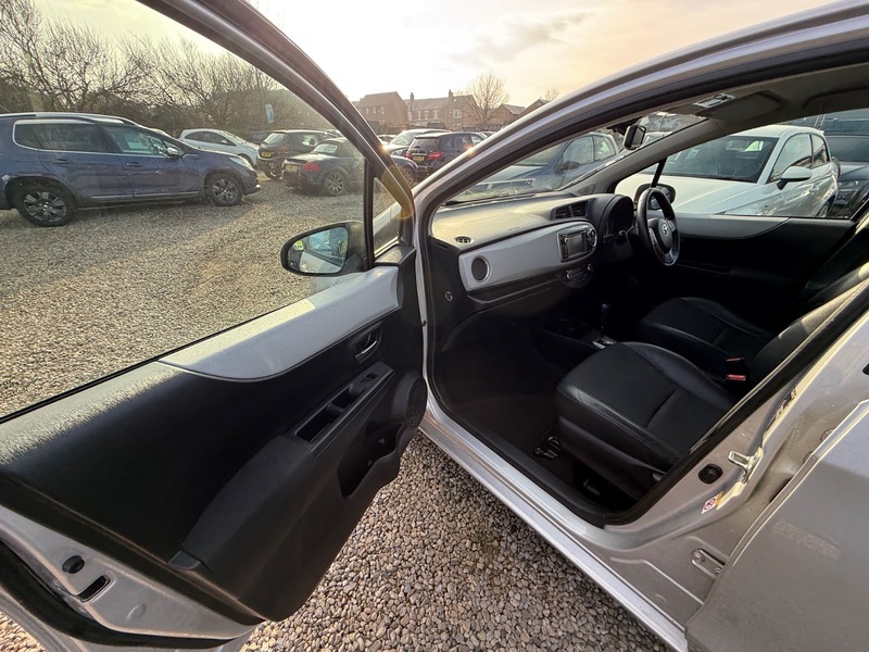 Used Toyota Yaris 2013 for sale - 77781227: Photo 17