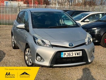 Used Toyota Yaris 2013 for sale - 77781227: Photo