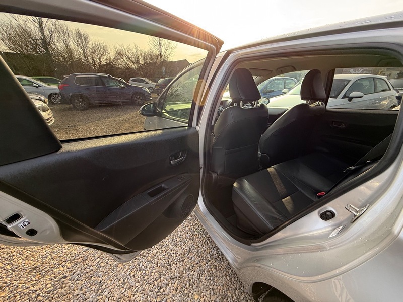 Used Toyota Yaris 2013 for sale - 77781227: Photo 20