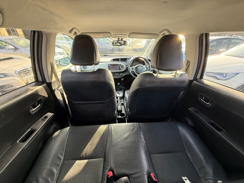 Used Toyota Yaris 2013 for sale - 77781227: Photo 23