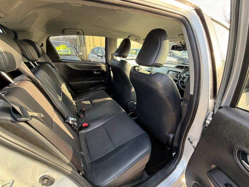 Used Toyota Yaris 2013 for sale - 77781227: Photo 24