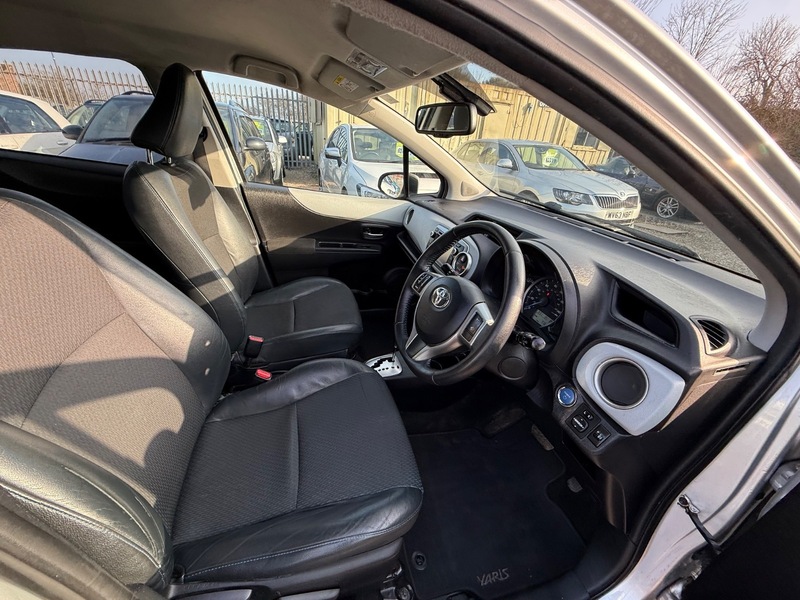 Used Toyota Yaris 2013 for sale - 77781227: Photo 26