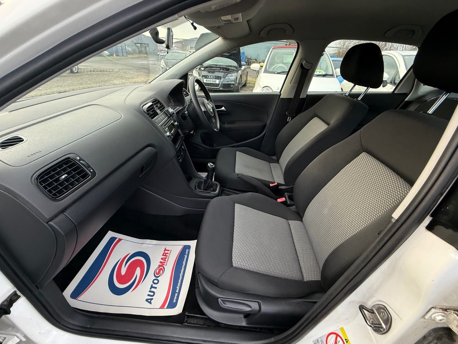 Used Volkswagen Polo 2010 for sale - 76970055: Photo 17