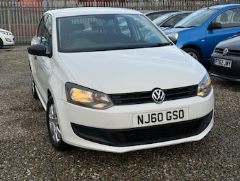 Used Volkswagen Polo 2010 for sale - 76970055: Photo