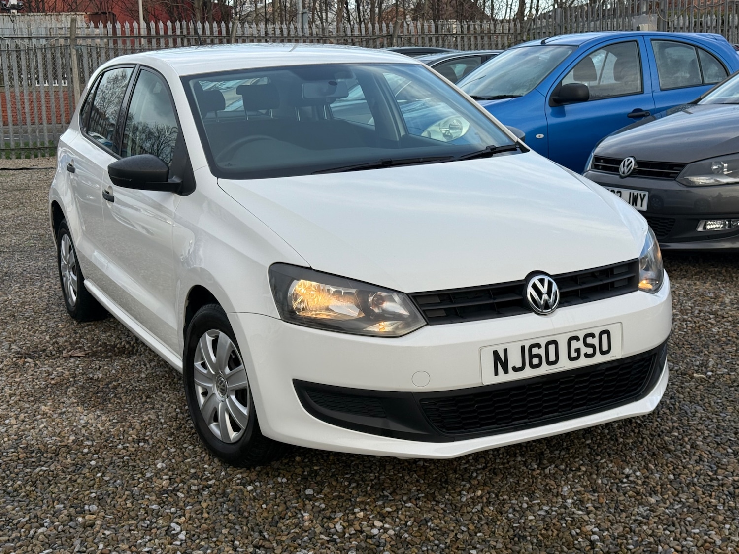 Used Volkswagen Polo 2010 for sale - 76970055: Photo 2