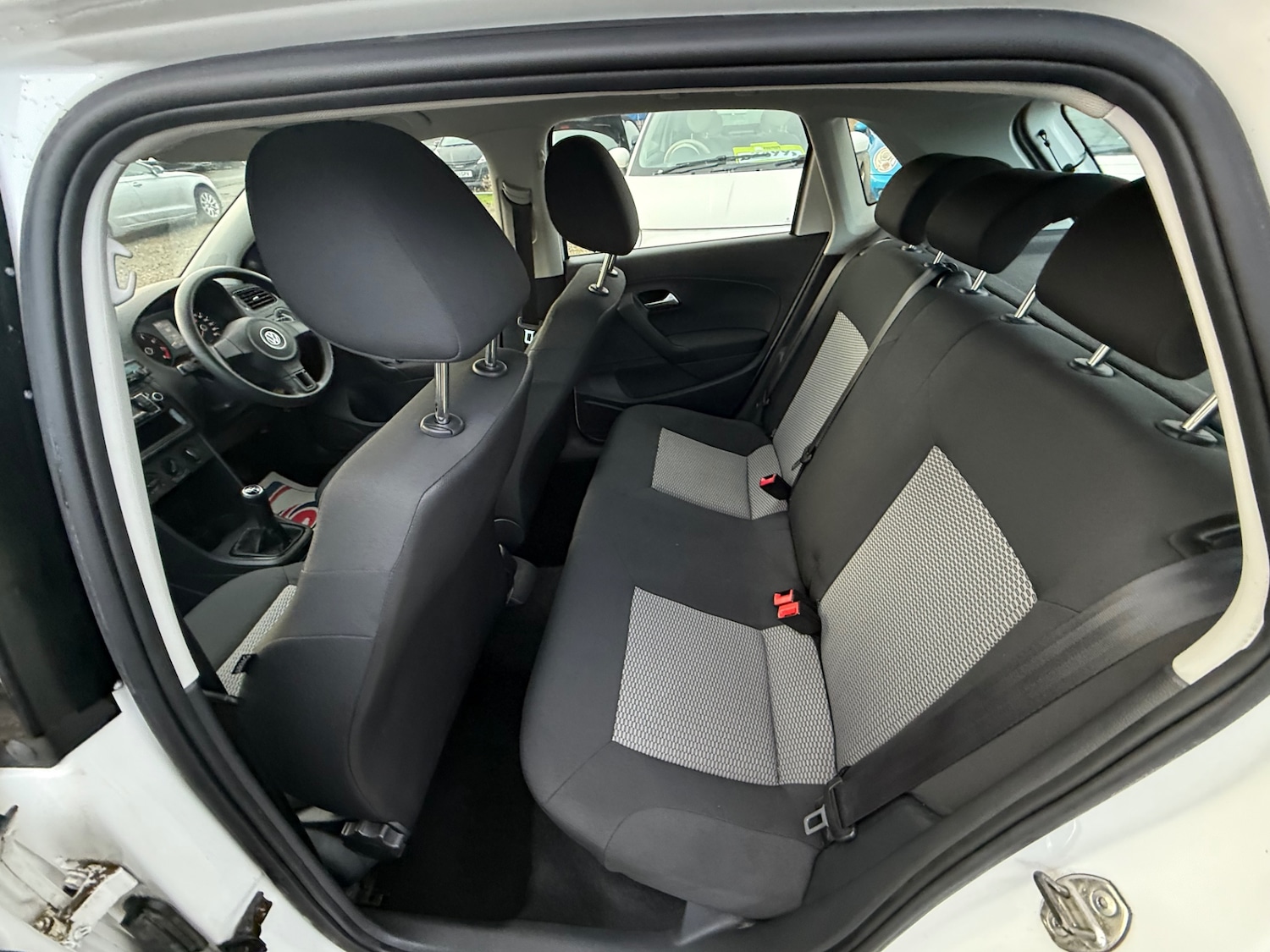 Used Volkswagen Polo 2010 for sale - 76970055: Photo 22