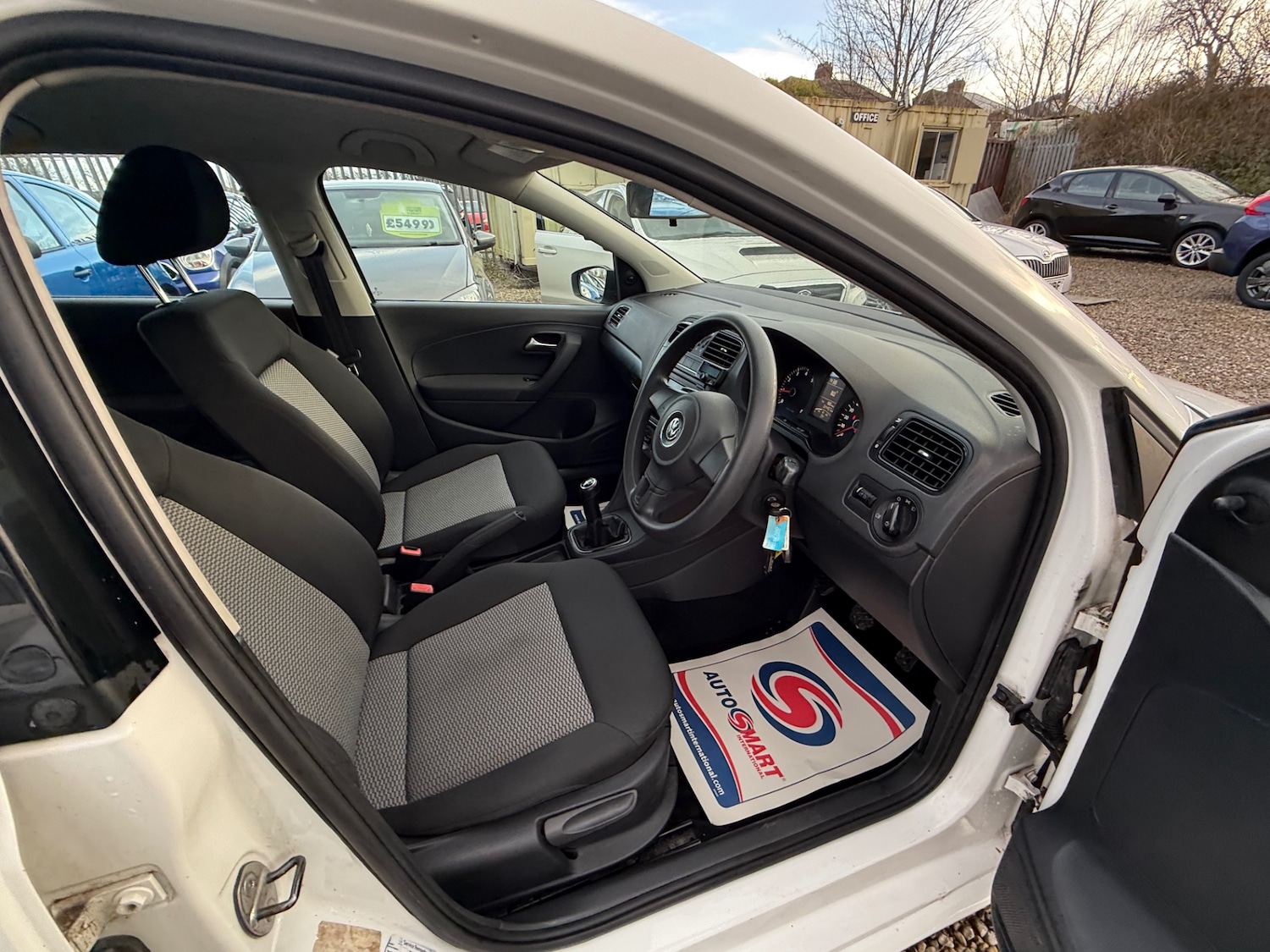 Used Volkswagen Polo 2010 for sale - 76970055: Photo 30